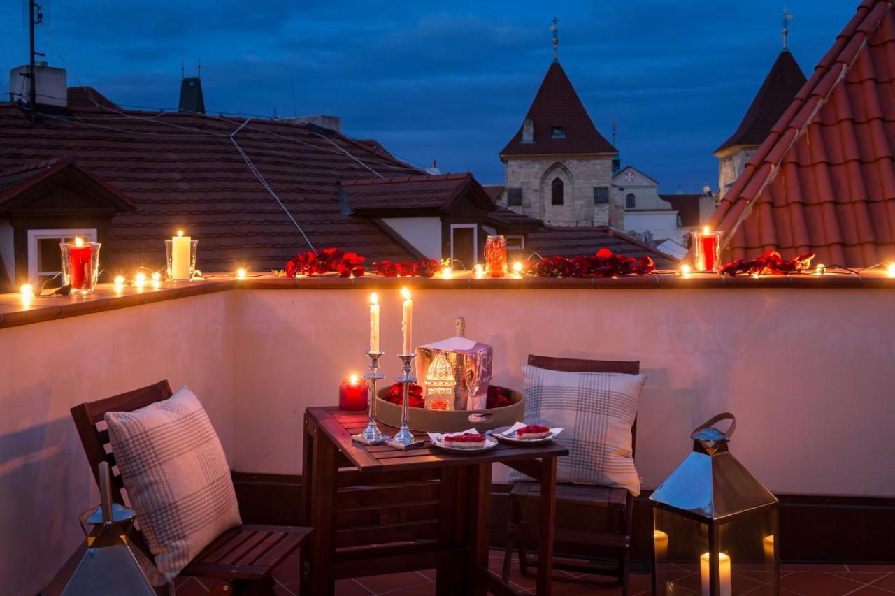 Old Royal Post Boutique Hotel & Premium Suites Прага Екстериор снимка