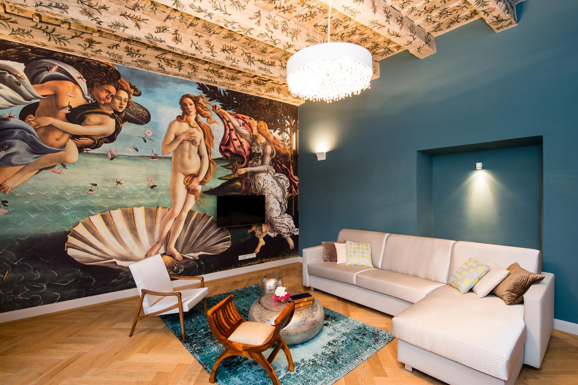 Old Royal Post Boutique Hotel & Premium Suites Прага Екстериор снимка