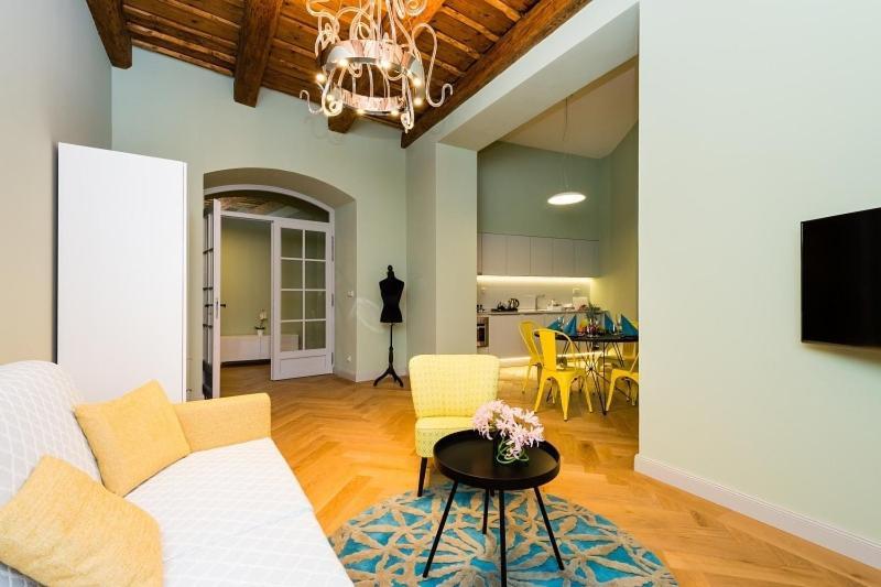 Old Royal Post Boutique Hotel & Premium Suites Прага Екстериор снимка
