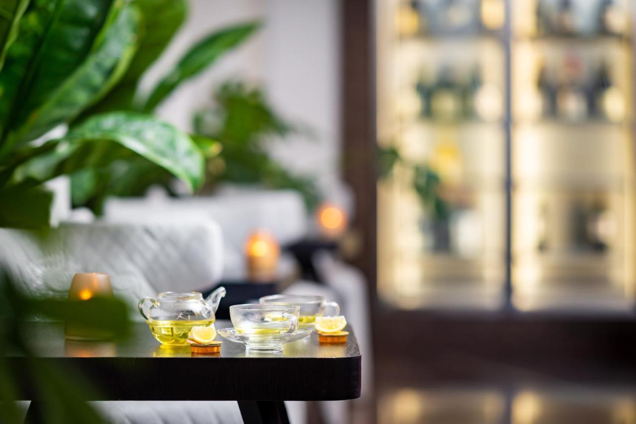 Old Royal Post Boutique Hotel & Premium Suites Прага Екстериор снимка